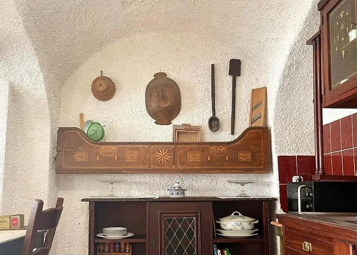 Tulipanos Lada Vendeghaz בית נופש Pula